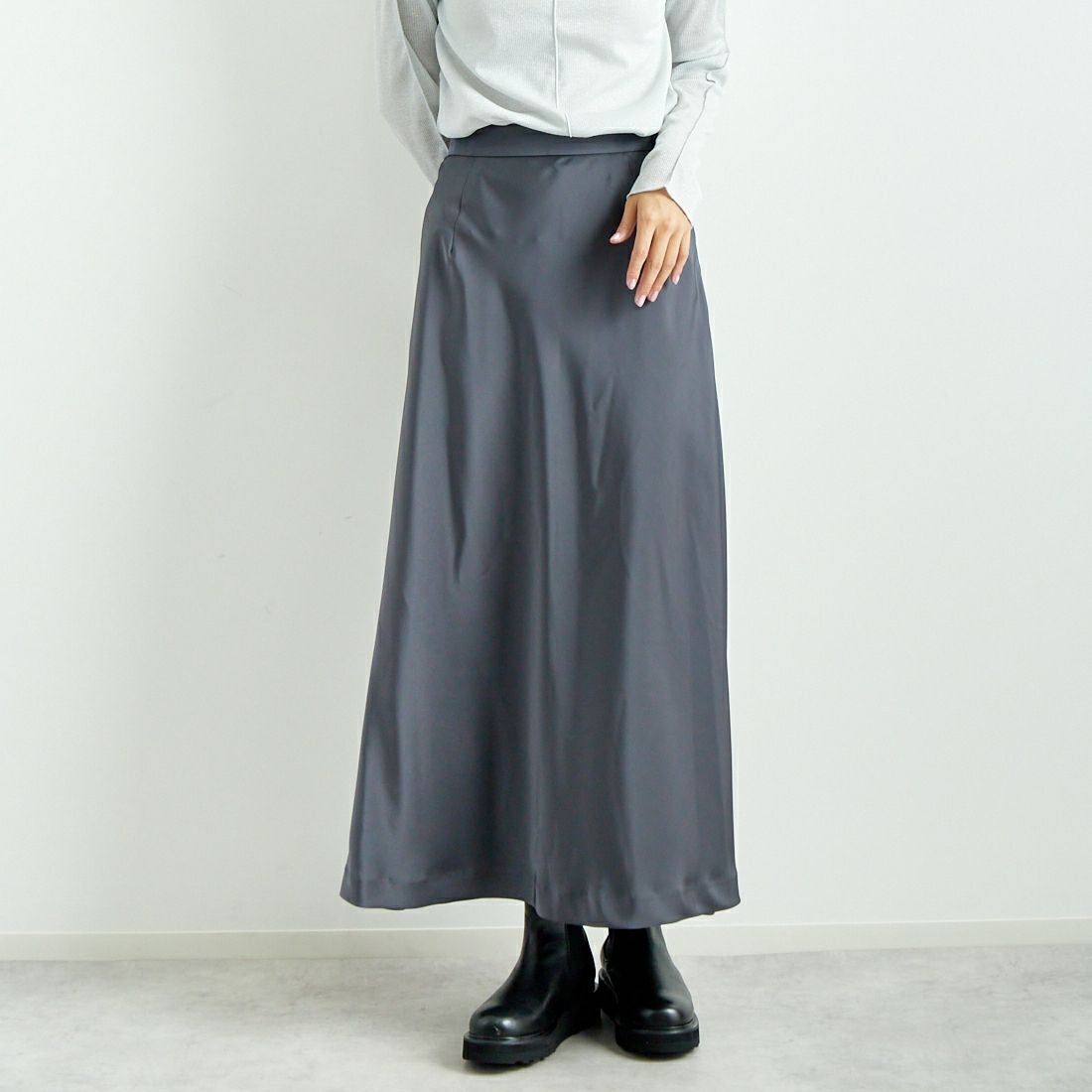 Jeans Factory Clothes [ジーンズファクトリークローズ] サテンマーメイドスカート [21243051] 003 ﾁｬｺｰﾙ &&モデル身長：167cm 着用サイズ：F&&