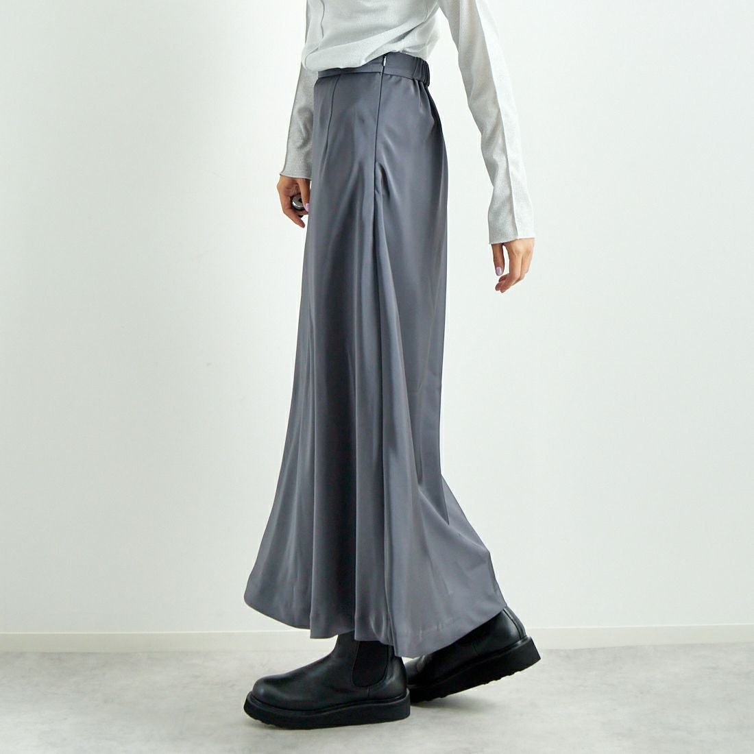 Jeans Factory Clothes [ジーンズファクトリークローズ] サテンマーメイドスカート [21243051] 003 ﾁｬｺｰﾙ &&モデル身長：167cm 着用サイズ：F&&