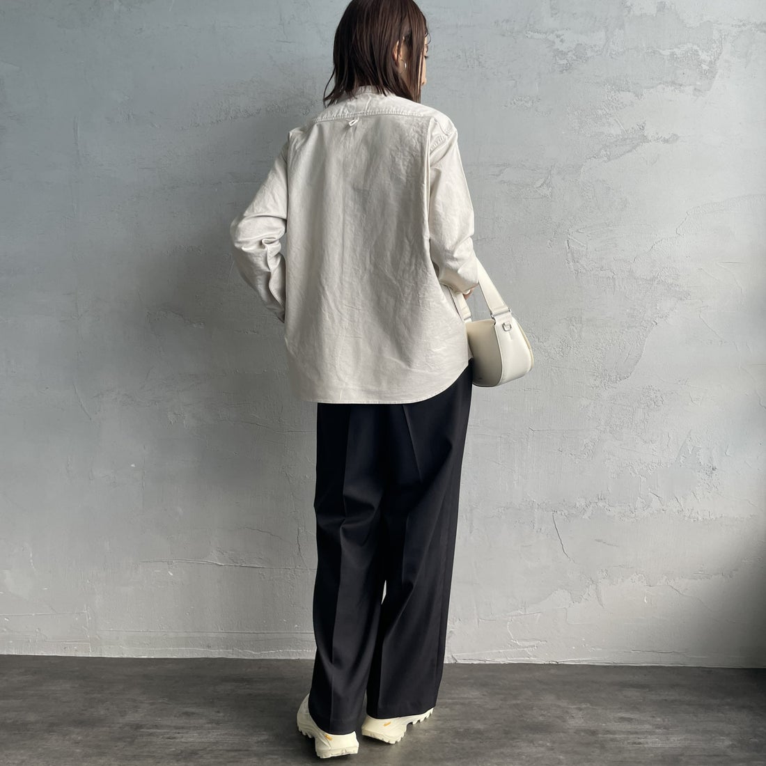 DANTON [ダントン] オックスフォード バンドカラーシャツ [DT-B0279SOX] OYSTER &&モデル身長：159cm 着用サイズ：36&&