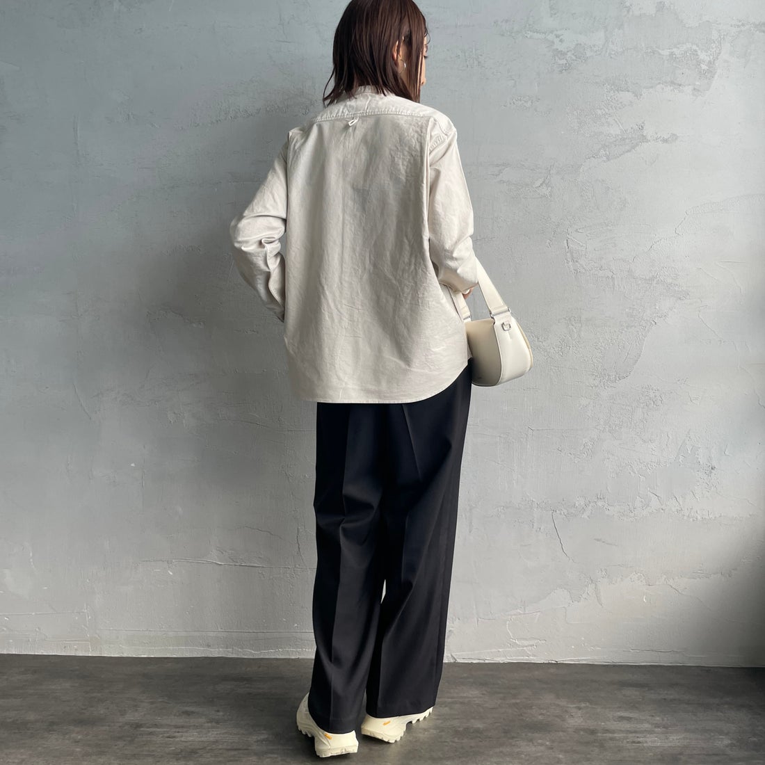 DANTON [ダントン] オックスフォード バンドカラーシャツ [DT-B0279SOX] OYSTER &&モデル身長：159cm 着用サイズ：36&&