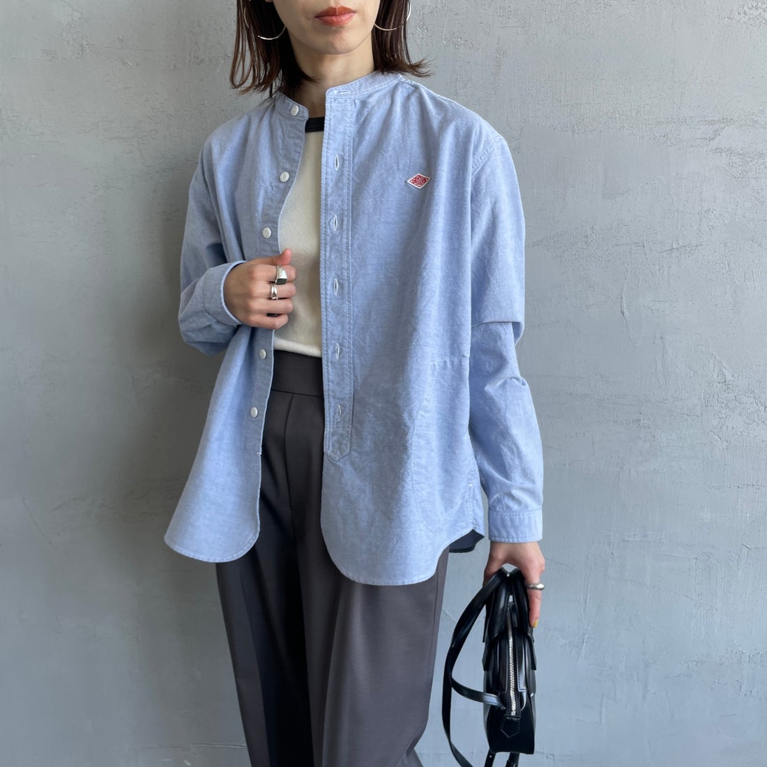 DANTON [ダントン] オックスフォード バンドカラーシャツ [DT-B0279SOX] BLUE &&モデル身長：158cm 着用サイズ：38&&