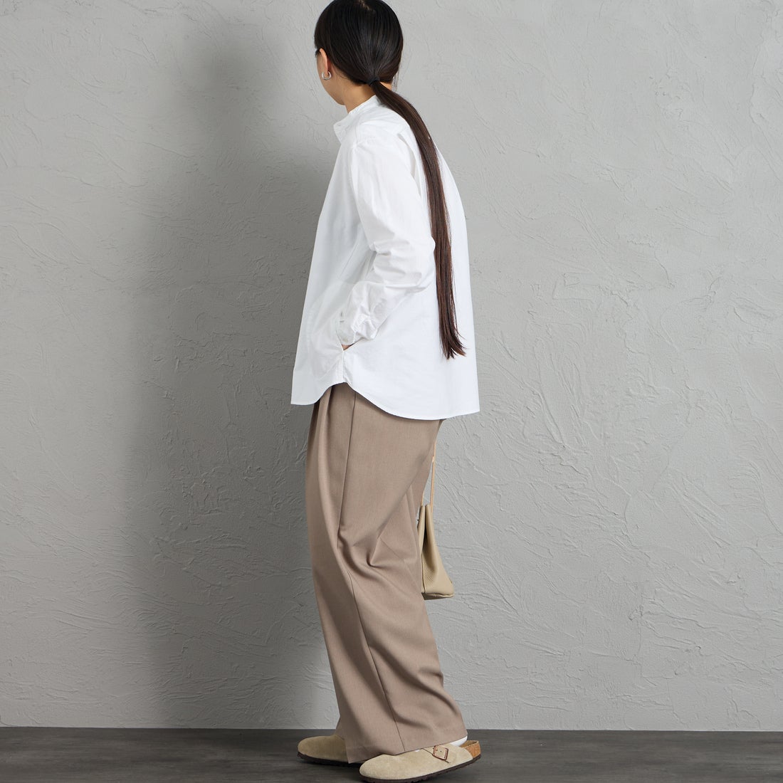 DANTON [ダントン] オックスフォード バンドカラーシャツ [DT-B0279SOX] WHITE &&モデル身長：156cm 着用サイズ：38&&