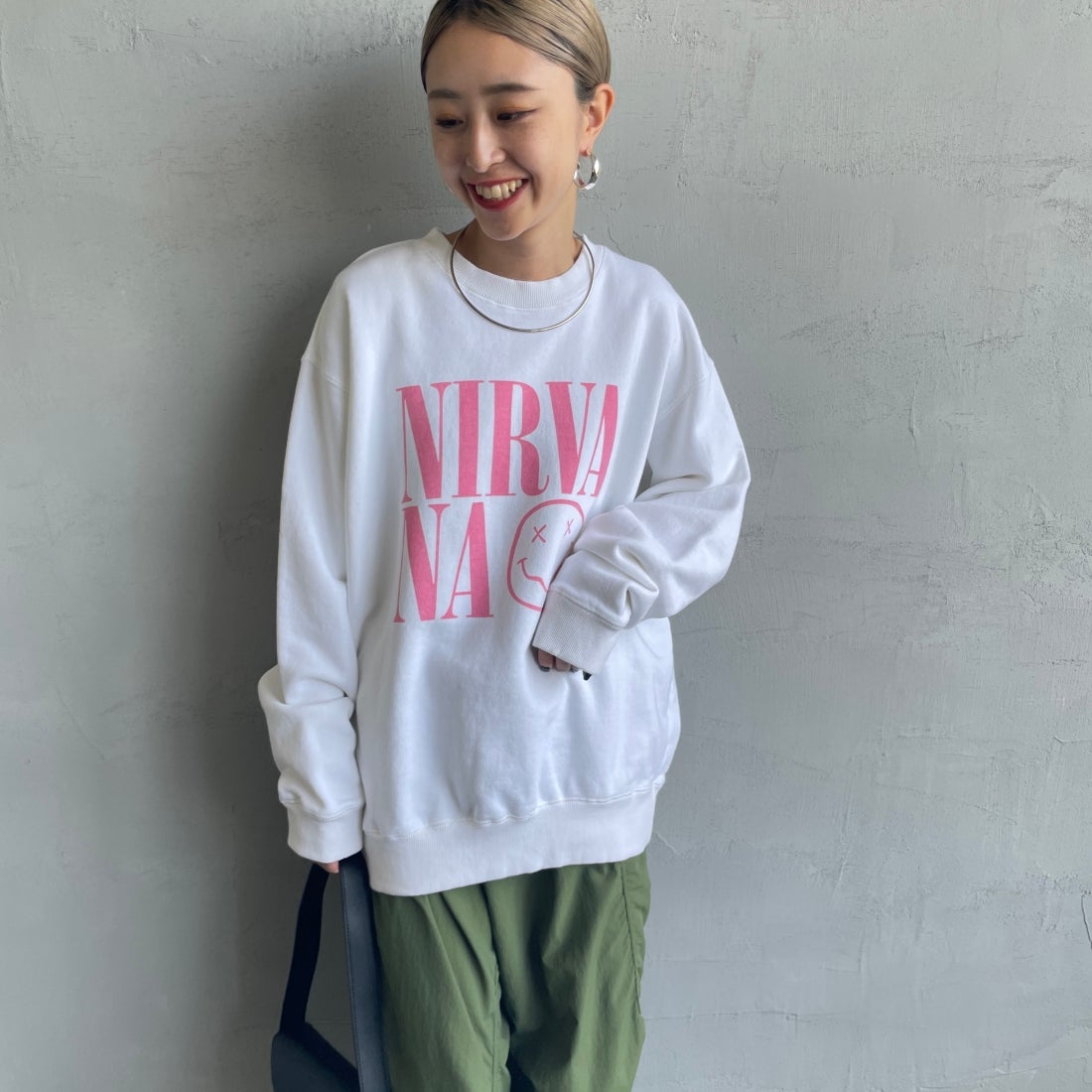 GOOD ROCK SPEED [グッドロックスピード] 別注 NIRVANA プリントスウェット [INTN-021-JF] WHITE &&モデル身長：150cm 着用サイズ：M&&