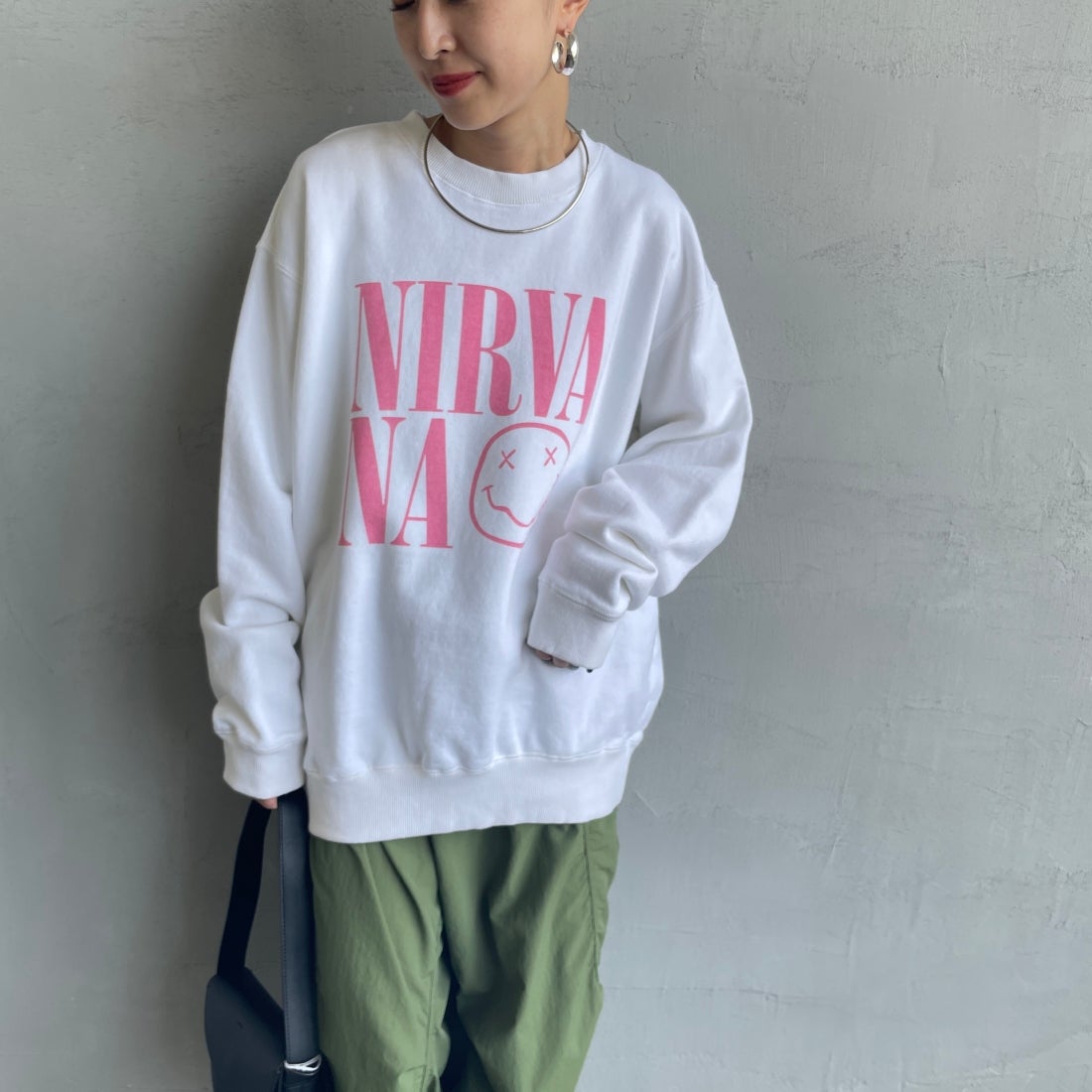 GOOD ROCK SPEED [グッドロックスピード] 別注 NIRVANA プリントスウェット [INTN-021-JF] WHITE &&モデル身長：150cm 着用サイズ：M&&