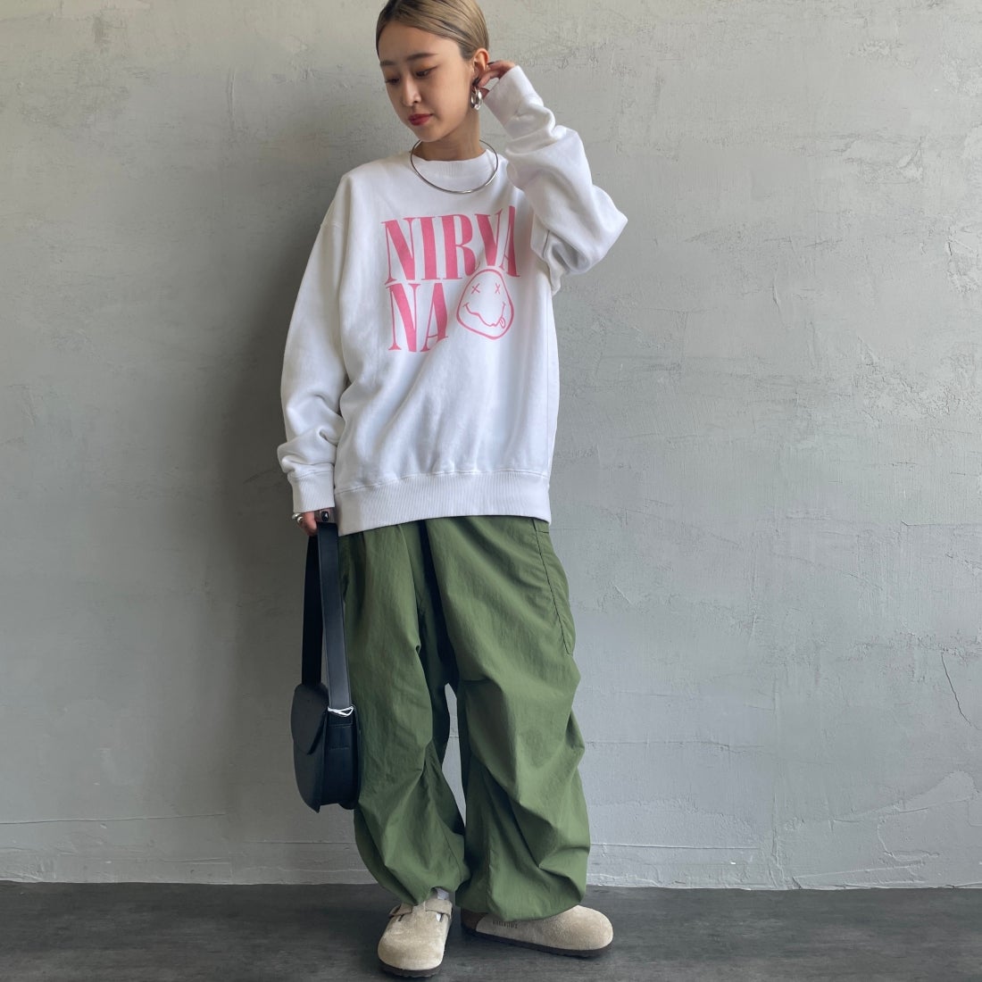 GOOD ROCK SPEED [グッドロックスピード] 別注 NIRVANA プリントスウェット [INTN-021-JF] WHITE &&モデル身長：150cm 着用サイズ：M&&