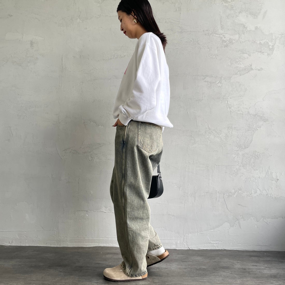 GOOD ROCK SPEED [グッドロックスピード] 別注 NIRVANA プリントスウェット [INTN-021-JF] WHITE &&モデル身長：163cm 着用サイズ：M&&