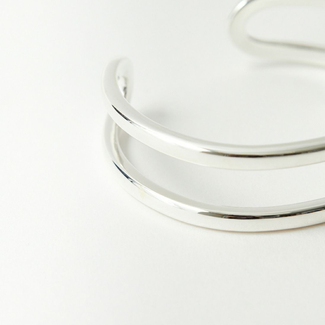 XOLO JEWELRY [ショロジュエリー] Hバングル [XOBG010L] SILVER