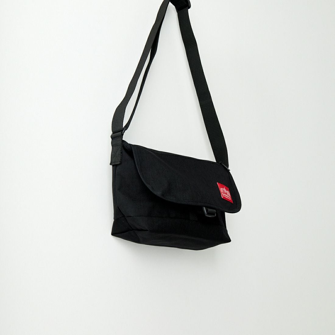 MANHATTAN PORTAGE [マンハッタンポーテージ] ナイロンメッセンジャーバッグ [MP1605JRSFZP] BLACK