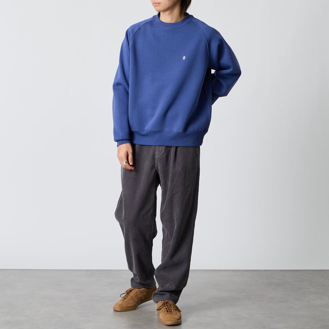 Gymphlex [ジムフレックス] スウィングスリーブ クルーネックスウェット [GY-C0292TCF] LT.BLUE &&モデル身長：177cm 着用サイズ：M&&