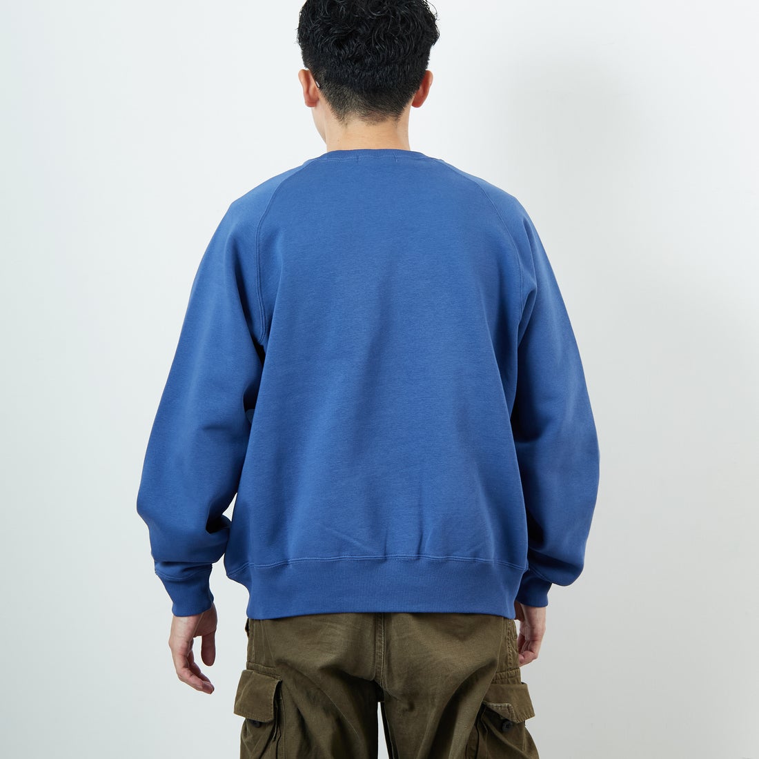 Gymphlex [ジムフレックス] スウィングスリーブ クルーネックスウェット [GY-C0292TCF] LT.BLUE &&モデル身長：168cm 着用サイズ：M&&