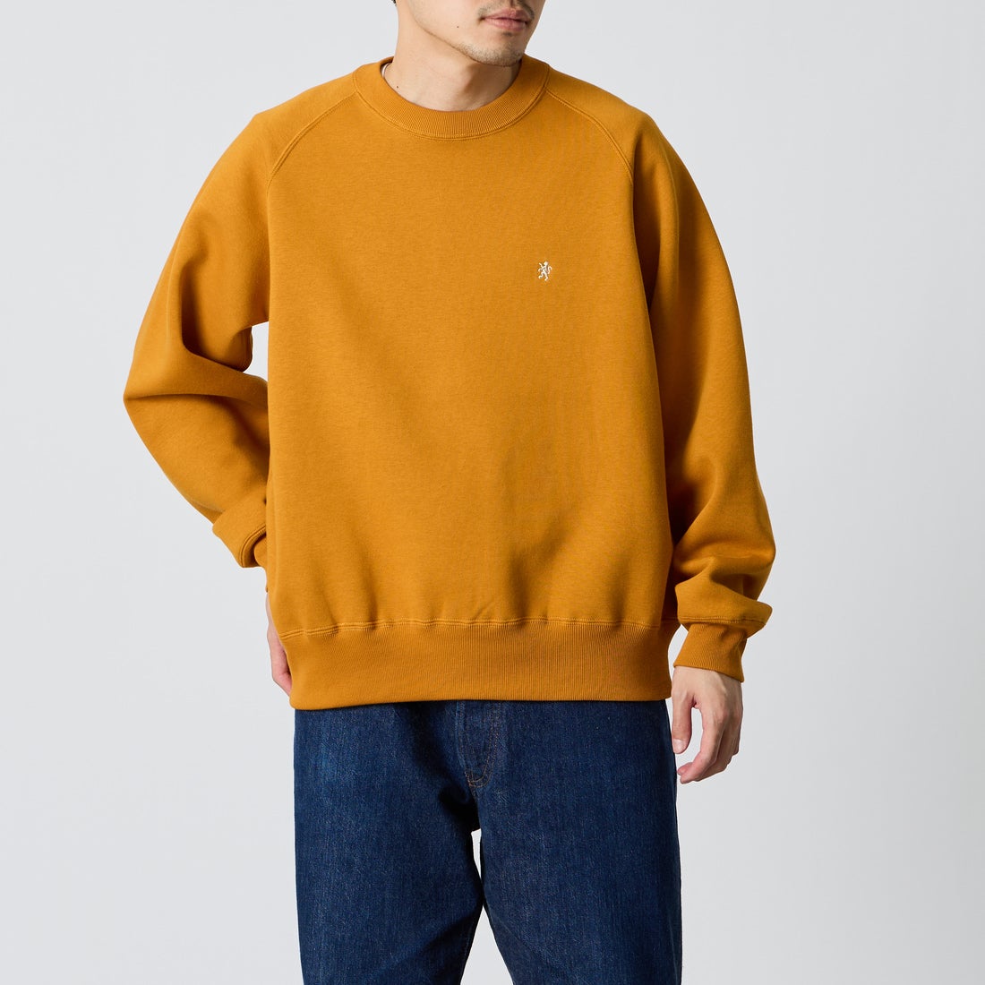 Gymphlex [ジムフレックス] スウィングスリーブ クルーネックスウェット [GY-C0292TCF] DK.YELLOW &&モデル身長：168cm 着用サイズ：M&&