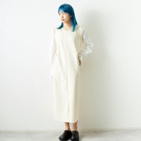21 IVR/OFF&&モデル身長：167cm 着用サイズ：F&&