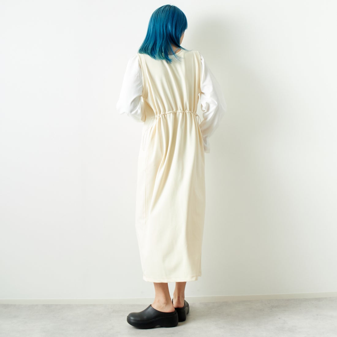 Maison de L'allure [メゾン ドゥ ラリュール] 布帛ドッキングドロストワンピース [M24132013] 21 IVR/OFF &&モデル身長：167cm 着用サイズ：F&&