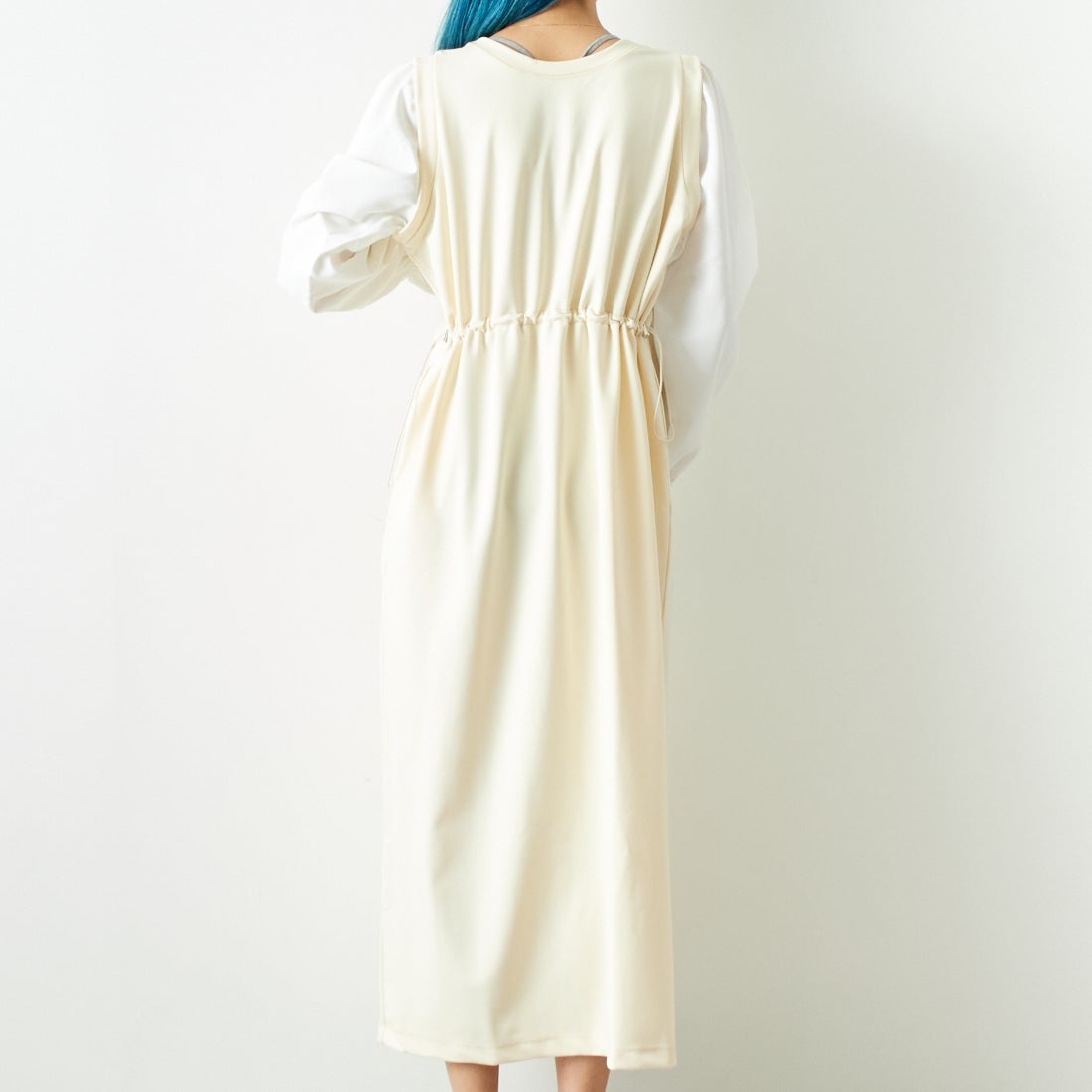 Maison de L'allure [メゾン ドゥ ラリュール] 布帛ドッキングドロストワンピース [M24132013] 21 IVR/OFF &&モデル身長：167cm 着用サイズ：F&&