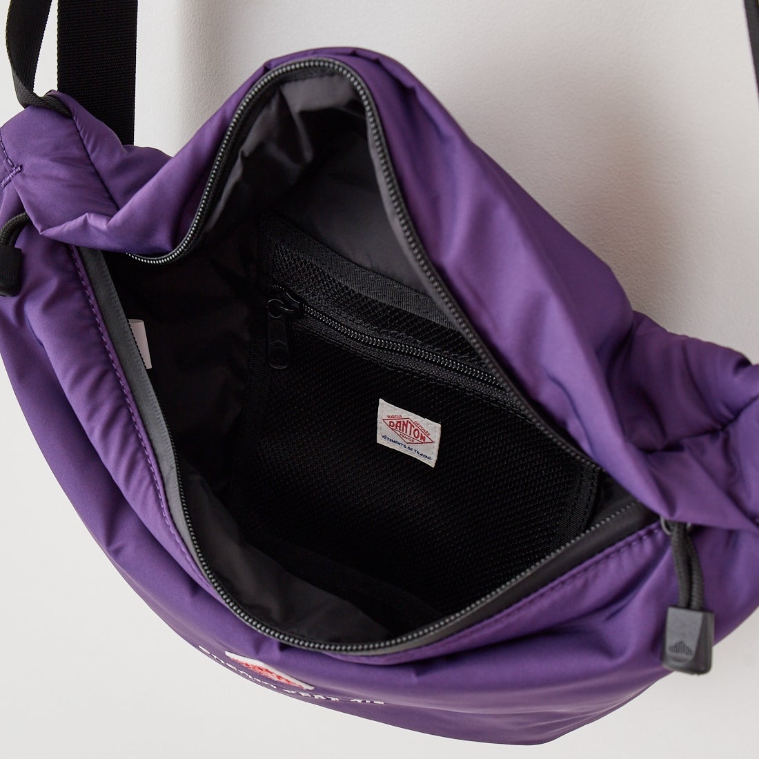 DANTON [ダントン] ポリエステルタフタ スリングバッグ [CHEMIN-VERT-42] PURPLE