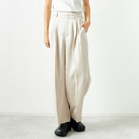 810 BEIGE&&モデル身長：167cm 着用サイズ：38&&
