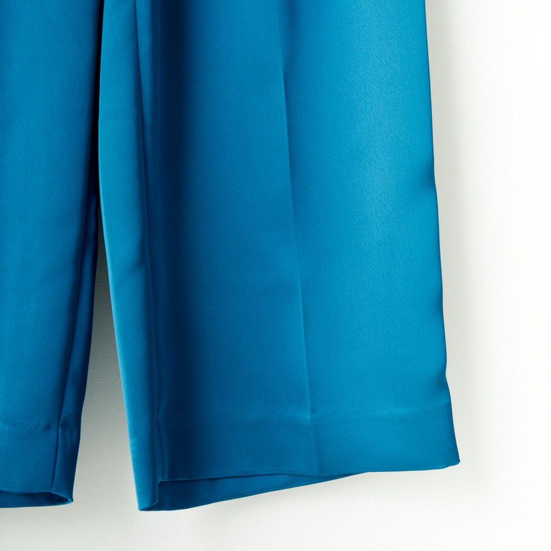 ma couleur [マ クルール] シルキーサテン ダブルクロスタックワイドパンツ [J-4659] 620 CERULE