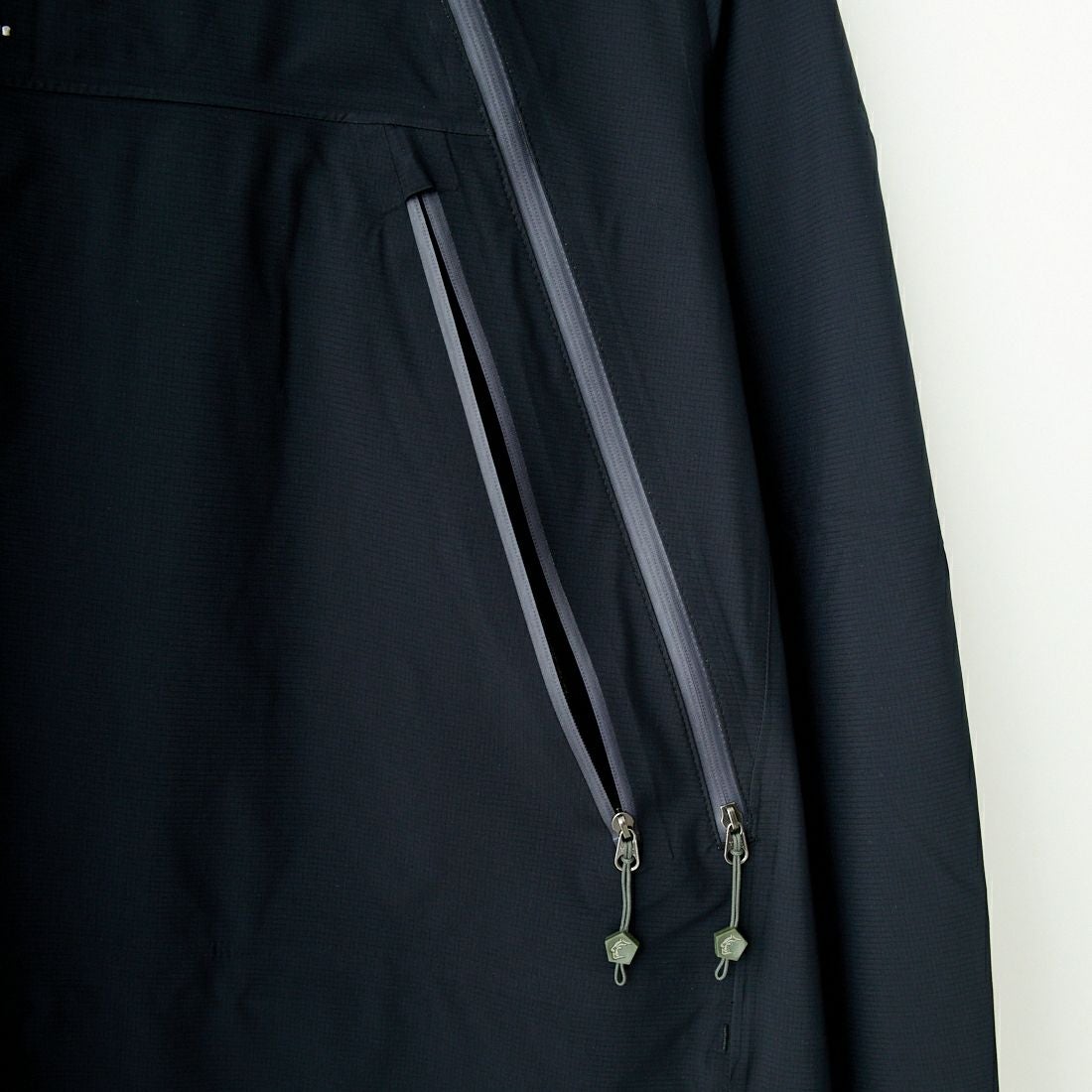 Teton Bros [ティートンブロス] ツルギライトジャケット [TB241-03M] BLACK