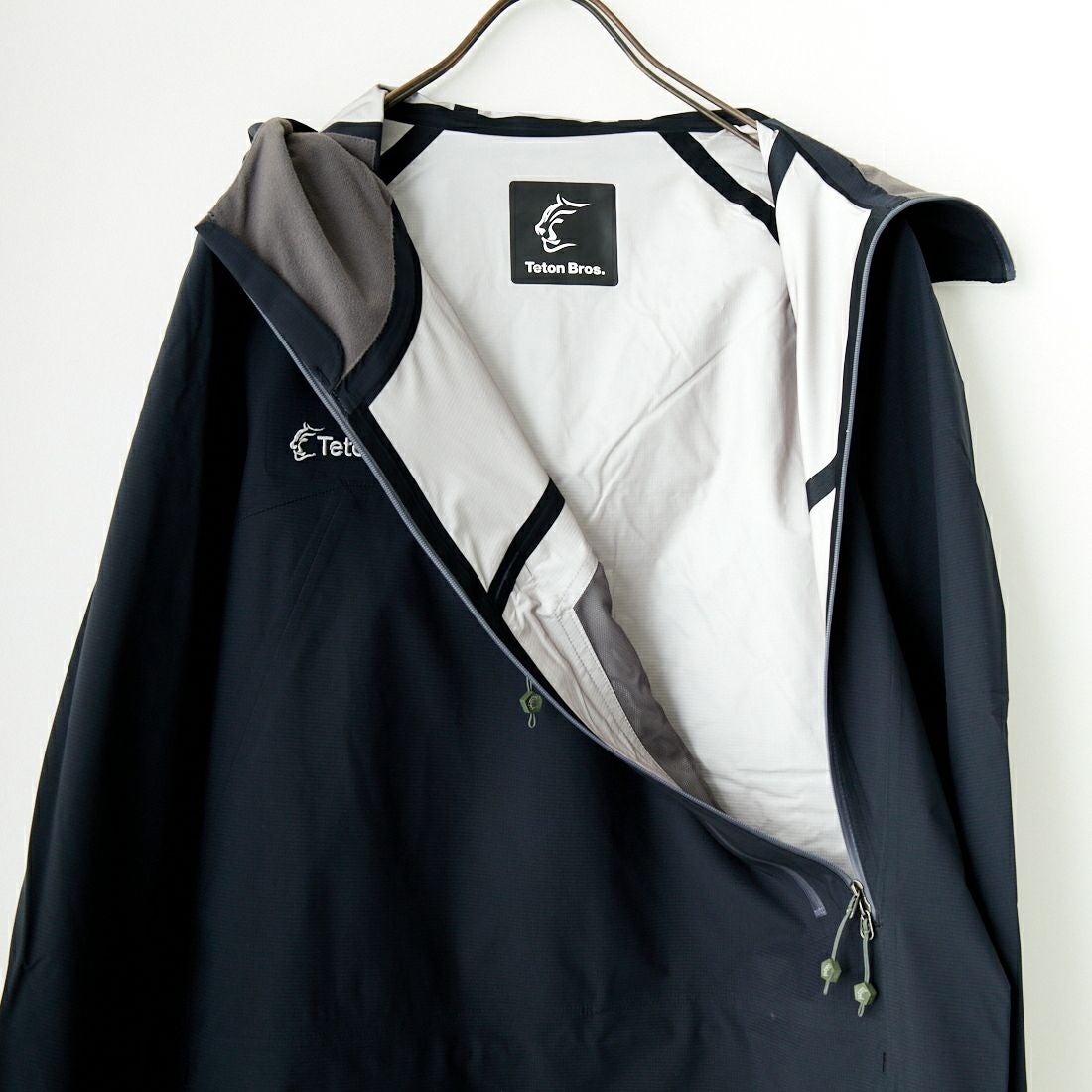 Teton Bros [ティートンブロス] ツルギライトジャケット [TB241-03M] BLACK