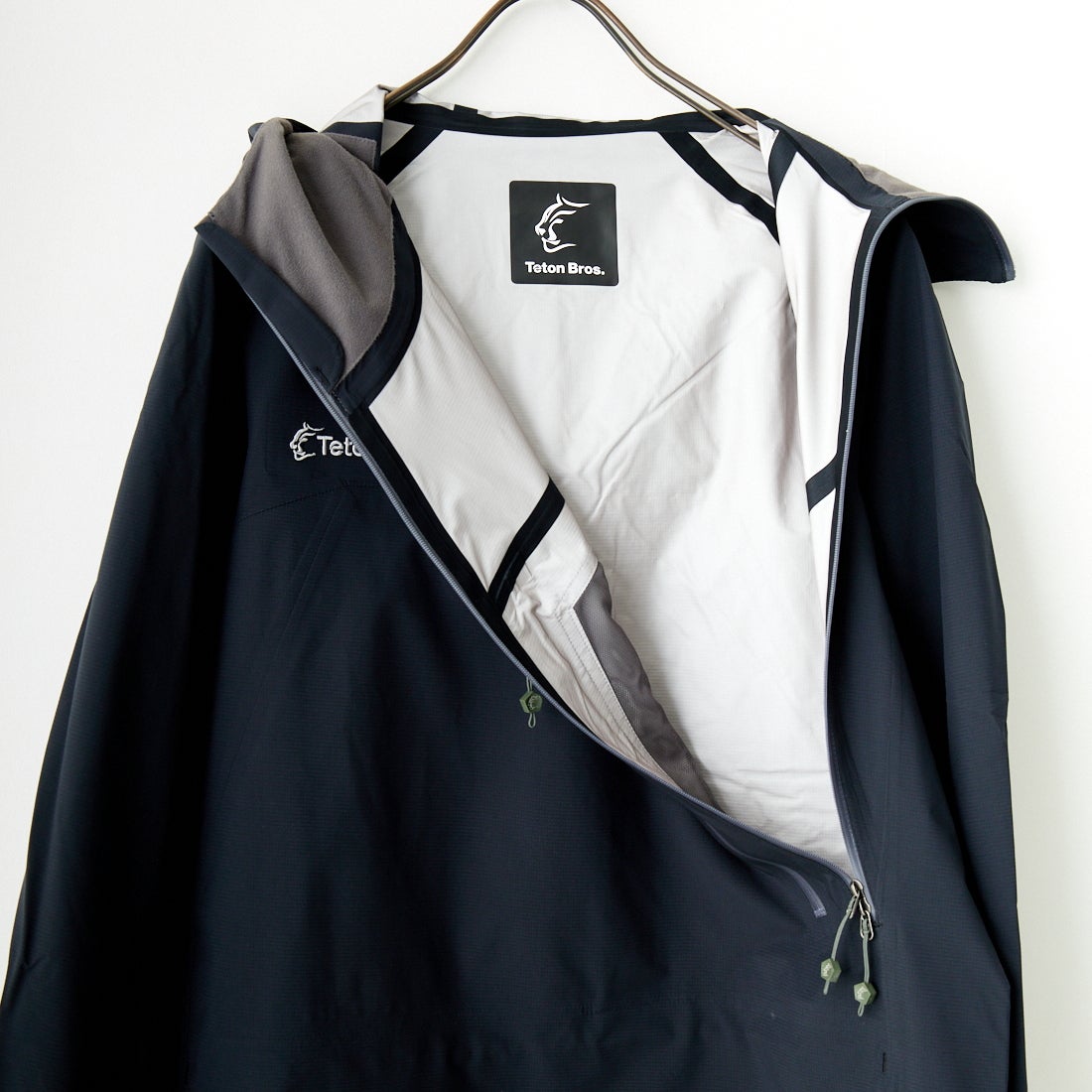 Teton Bros [ティートンブロス] ツルギライトジャケット [TB241-03M] BLACK