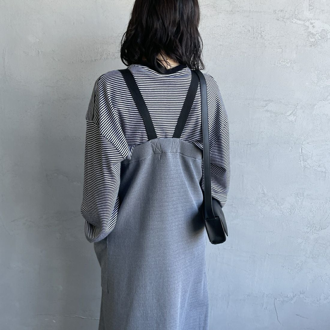 THOUSAND MILE [サウザンド マイル] 別注 ハニカムニットジャンパースカート [TM242PK50352-JF] 15 MD.GRAY &&モデル身長：160cm 着用サイズ：F&&