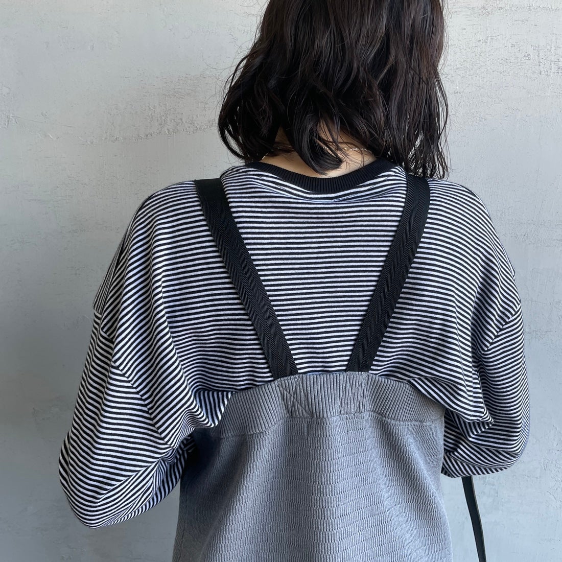 THOUSAND MILE [サウザンド マイル] 別注 ハニカムニットジャンパースカート [TM242PK50352-JF] 15 MD.GRAY &&モデル身長：160cm 着用サイズ：F&&