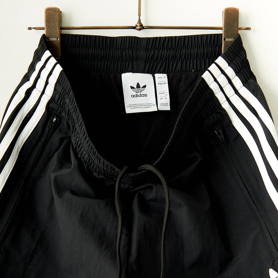 adidas Originals [アディダス オリジナルス] アディカラー ウーブン ファイヤーバードトラックパンツ [JTC69] IT2501