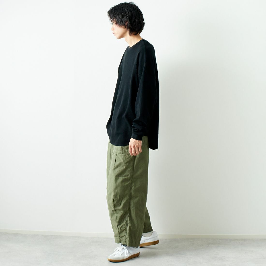 iori [イオリ] 別注 サーマルロングスリーブTシャツ [IP78-JF] BLACK &&モデル身長：182cm 着用サイズ：3&&