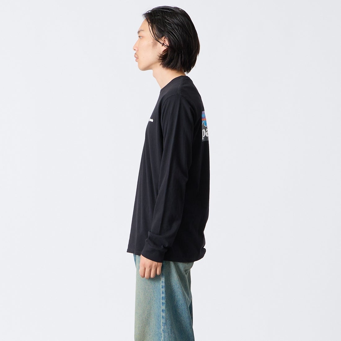 patagonia [パタゴニア] メンズ ロングスリーブ P-6ロゴ レスポンシビリティーTシャツ [38518] BLK &&モデル身長：175cm 着用サイズ：S&&