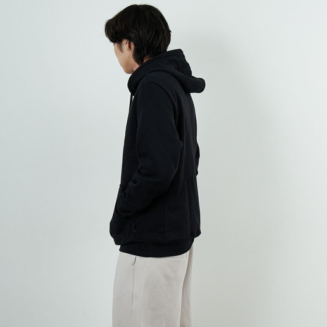 patagonia [パタゴニア] ホーム ウォーター トラウト アップライザル フーディ [39661] BLK &&モデル身長：179cm 着用サイズ：M&&