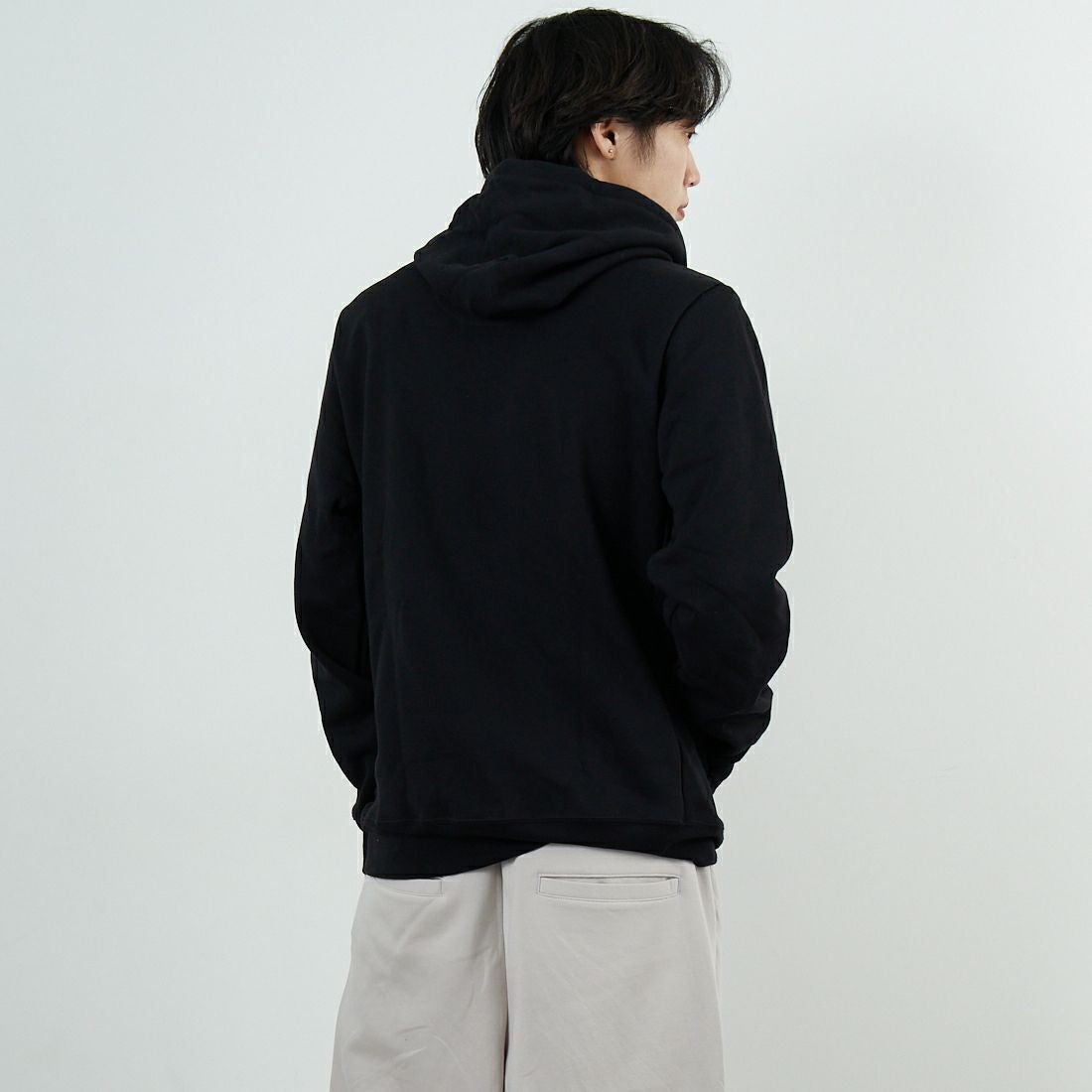 patagonia [パタゴニア] ホーム ウォーター トラウト アップライザル フーディ [39661] BLK &&モデル身長：179cm 着用サイズ：M&&