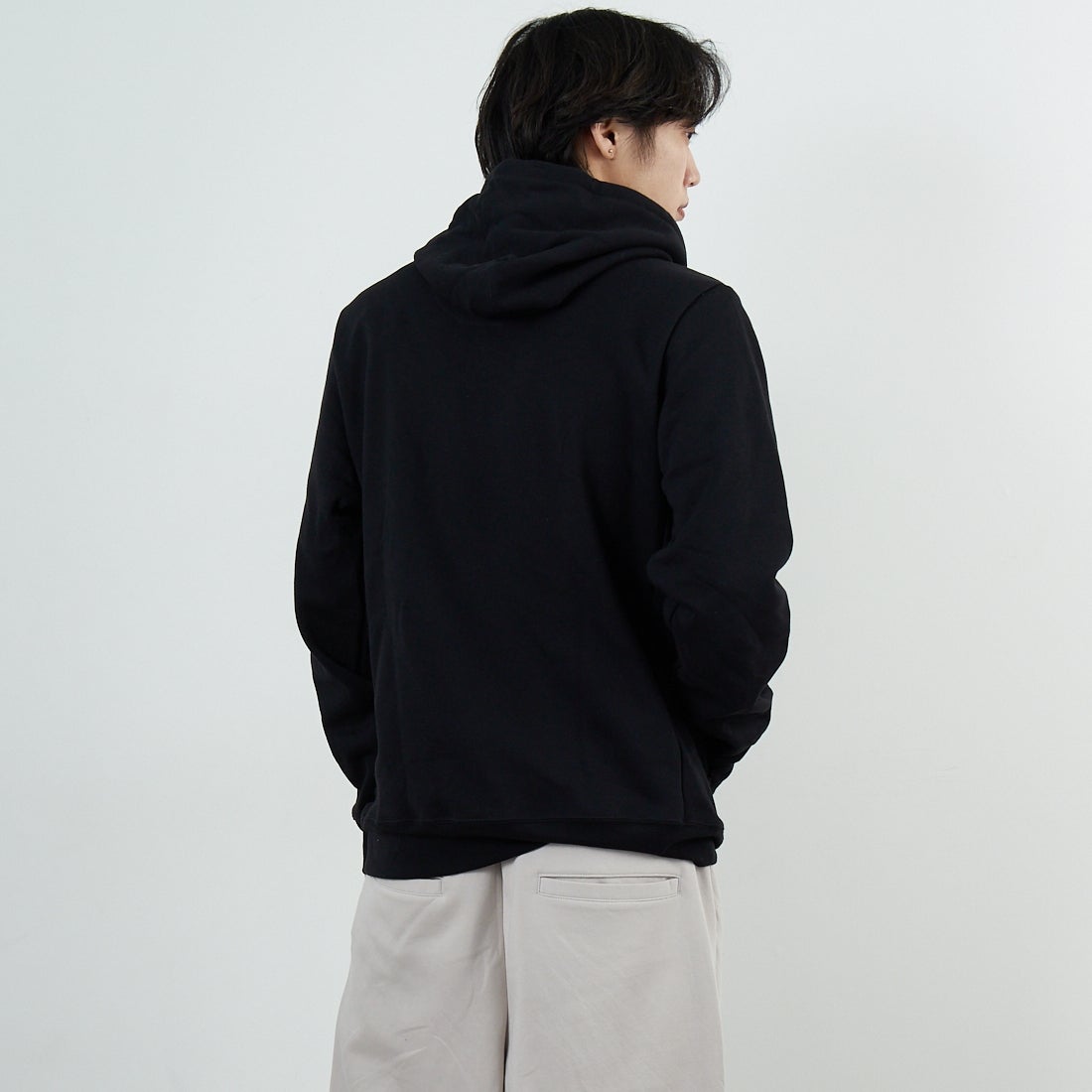 patagonia [パタゴニア] ホーム ウォーター トラウト アップライザル フーディ [39661] BLK &&モデル身長：179cm 着用サイズ：M&&