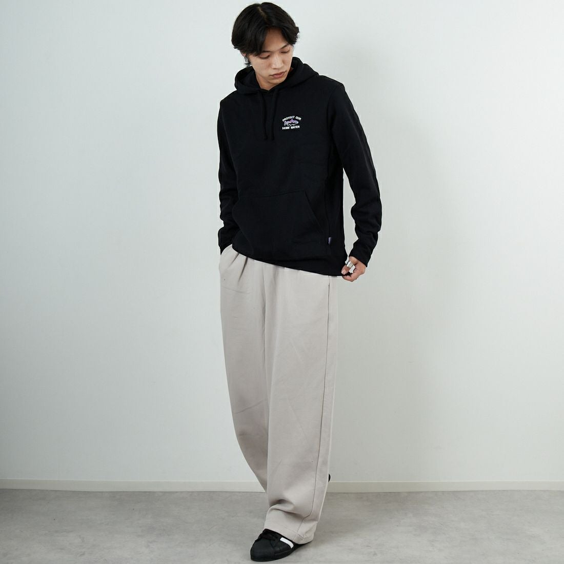 patagonia [パタゴニア] ホーム ウォーター トラウト アップライザル フーディ [39661] BLK &&モデル身長：179cm 着用サイズ：M&&