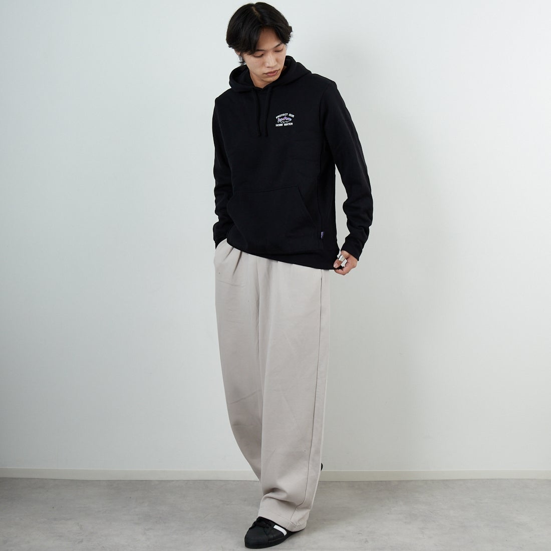 patagonia [パタゴニア] ホーム ウォーター トラウト アップライザル フーディ [39661] BLK &&モデル身長：179cm 着用サイズ：M&&