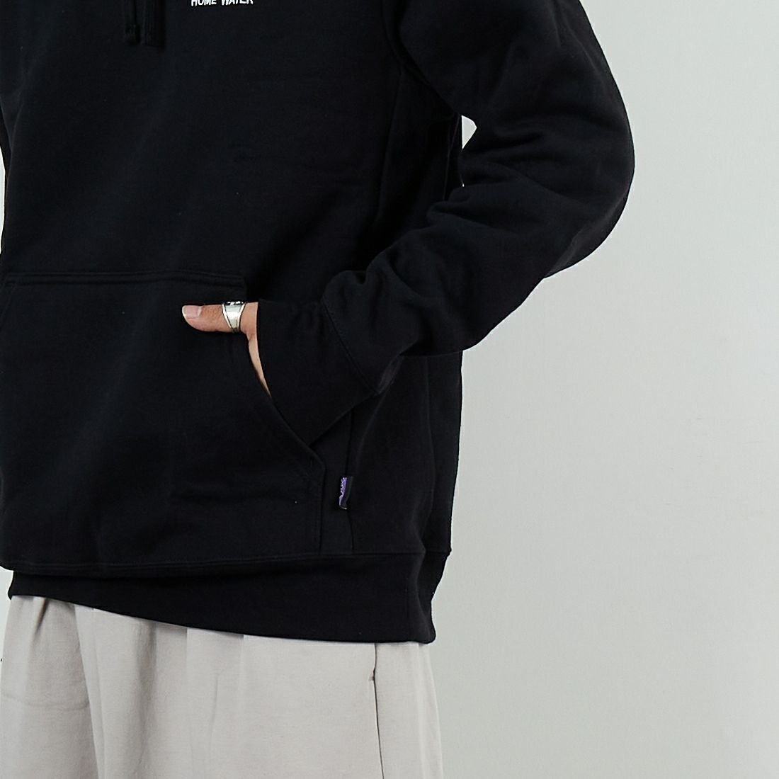 patagonia [パタゴニア] ホーム ウォーター トラウト アップライザル フーディ [39661] BLK &&モデル身長：179cm 着用サイズ：M&&