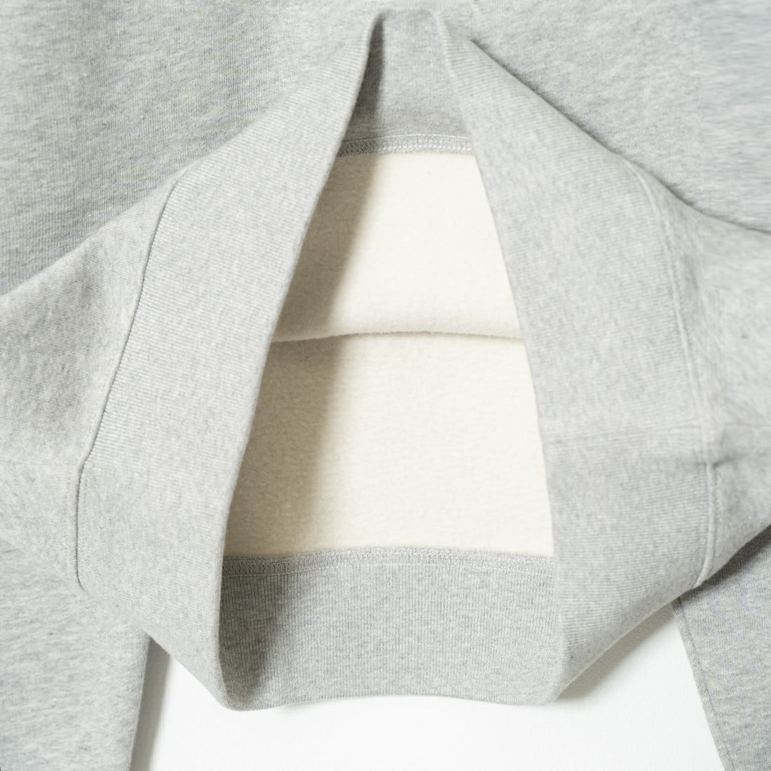 MAISON KITSUNE [メゾン キツネ] ハンドライティング コンフォートスウェットシャツ [MW00314KM0307] O121 L.GRY