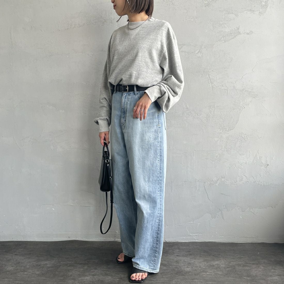 THE SHINZONE [ザ シンゾーン] ダブルガゼット プルオーバー [21SMSCU12] 06 GRAY &&モデル身長：159cm 着用サイズ：F0&&