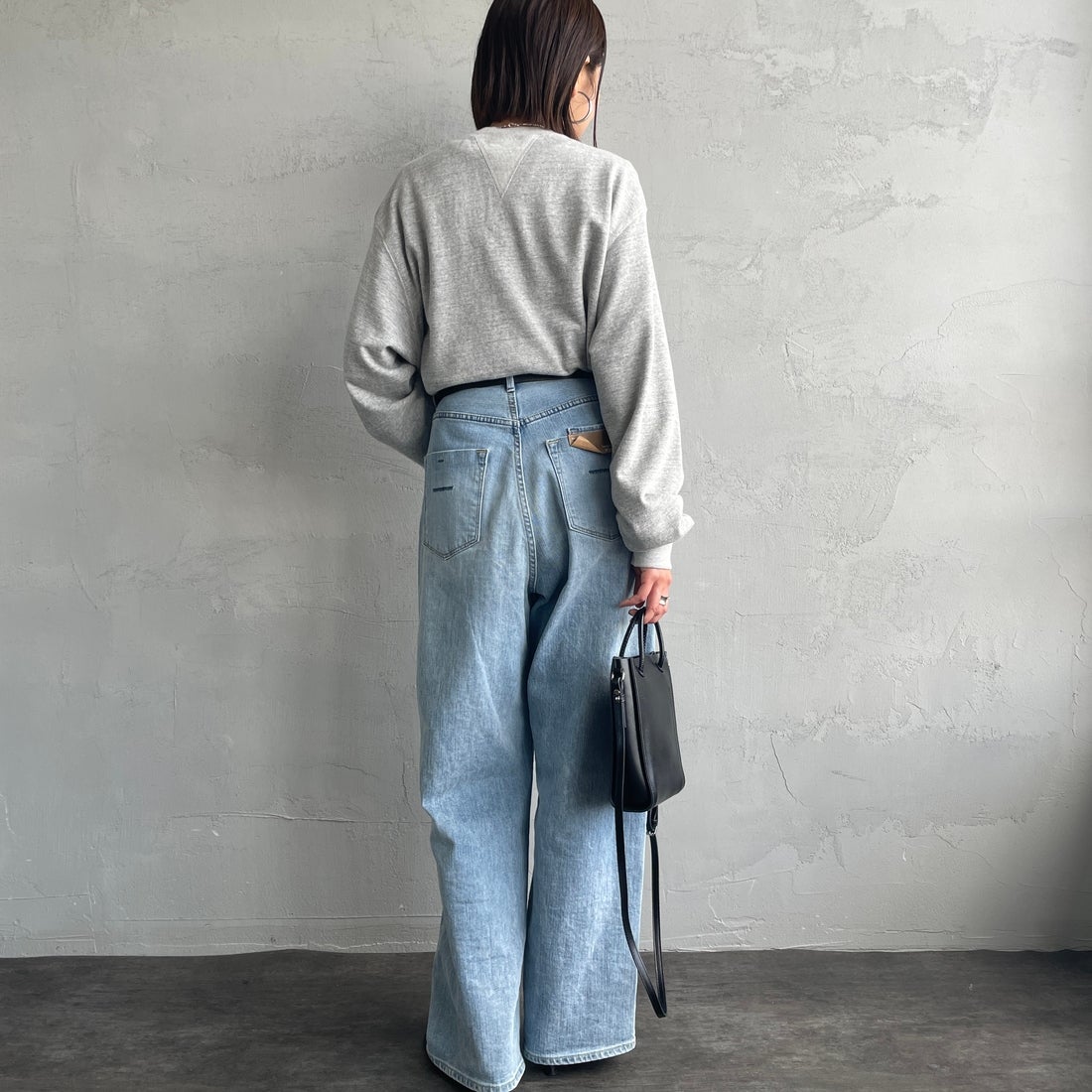 THE SHINZONE [ザ シンゾーン] ダブルガゼット プルオーバー [21SMSCU12] 06 GRAY &&モデル身長：159cm 着用サイズ：F0&&