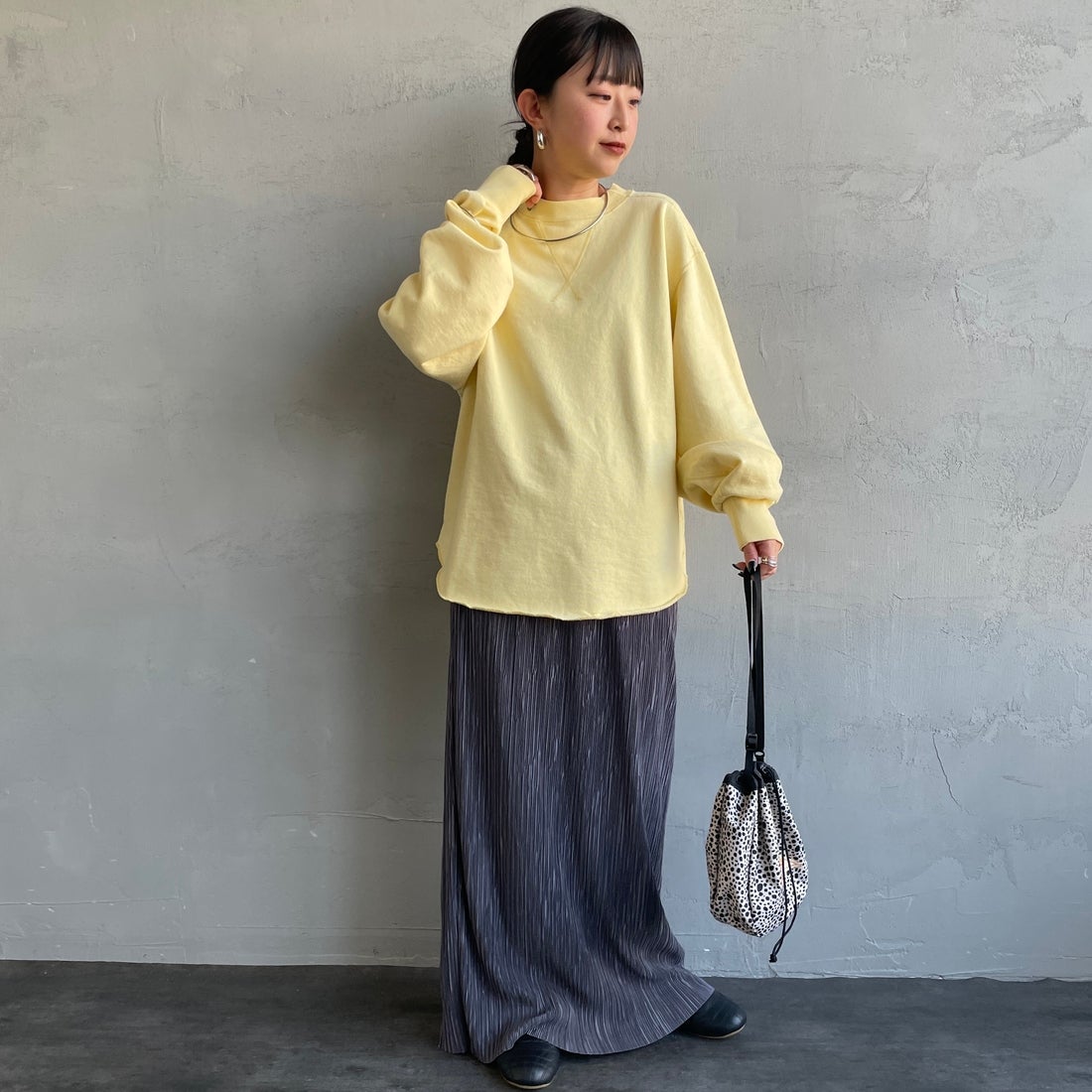 THE SHINZONE [ザ シンゾーン] ダブルガゼット プルオーバー [21SMSCU12] 51 LT.YEL &&モデル身長：150cm 着用サイズ：F0&&