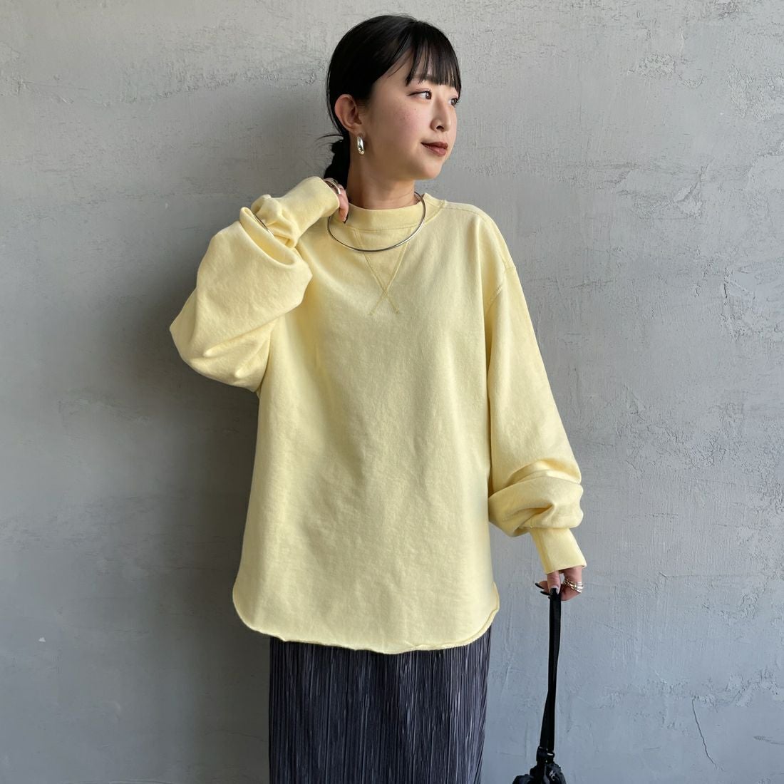 THE SHINZONE [ザ シンゾーン] ダブルガゼット プルオーバー [21SMSCU12] 51 LT.YEL &&モデル身長：150cm 着用サイズ：F0&&