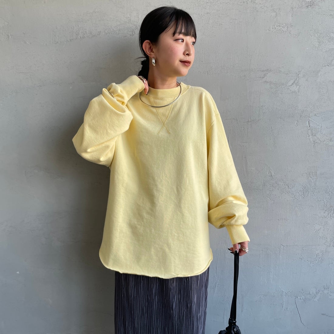THE SHINZONE [ザ シンゾーン] ダブルガゼット プルオーバー [21SMSCU12] 51 LT.YEL &&モデル身長：150cm 着用サイズ：F0&&