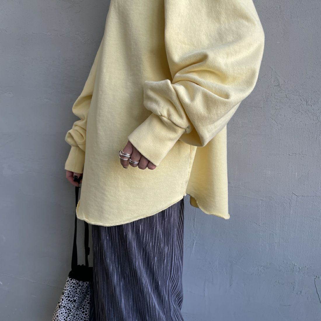 THE SHINZONE [ザ シンゾーン] ダブルガゼット プルオーバー [21SMSCU12] 51 LT.YEL &&モデル身長：150cm 着用サイズ：F0&&