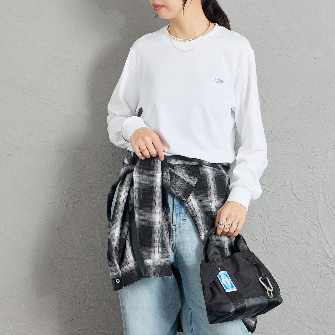 001 WHITE&&モデル身長：162cm 着用サイズ：2&&