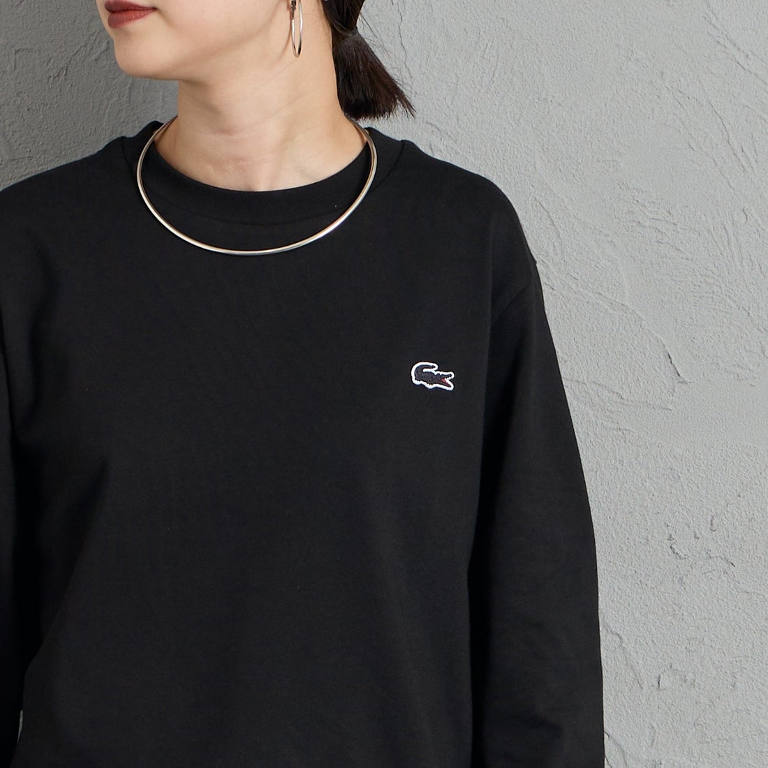 LACOSTE [ラコステ] ベーシックロングスリーブTシャツ [TH5583] 031 BLACK &&モデル身長：150cm 着用サイズ：2&&