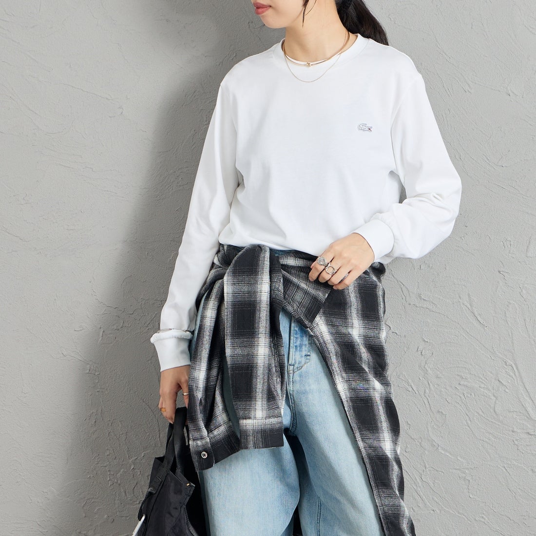 LACOSTE [ラコステ] ベーシックロングスリーブTシャツ [TH5583] 001 WHITE &&モデル身長：162cm 着用サイズ：2&&