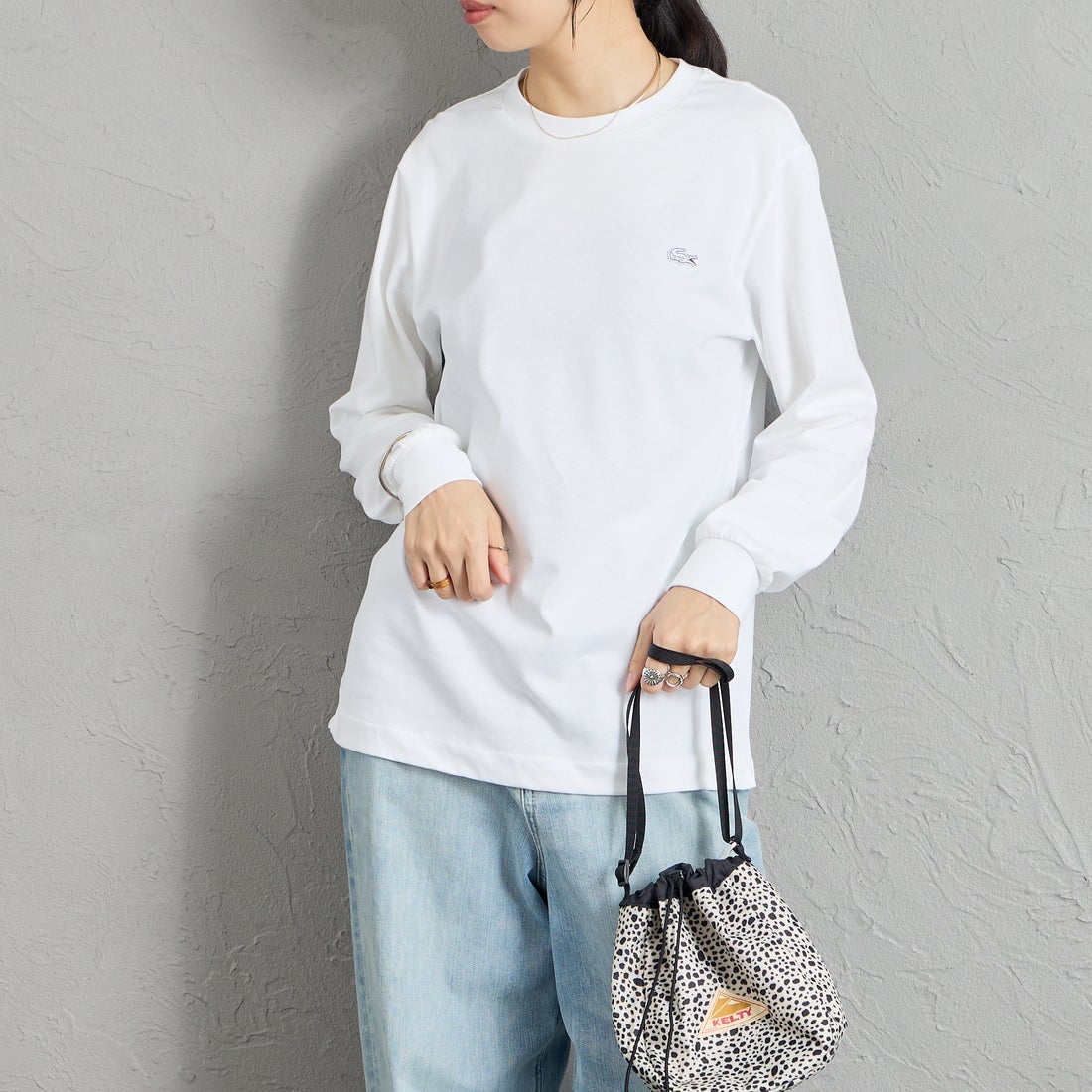 LACOSTE [ラコステ] ベーシックロングスリーブTシャツ [TH5583] 001 WHITE &&モデル身長：162cm 着用サイズ：2&&
