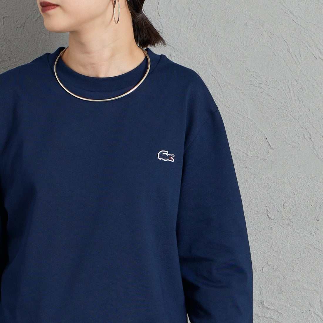 LACOSTE [ラコステ] ベーシックロングスリーブTシャツ [TH5583] 166 NAVY &&モデル身長：150cm 着用サイズ：2&&