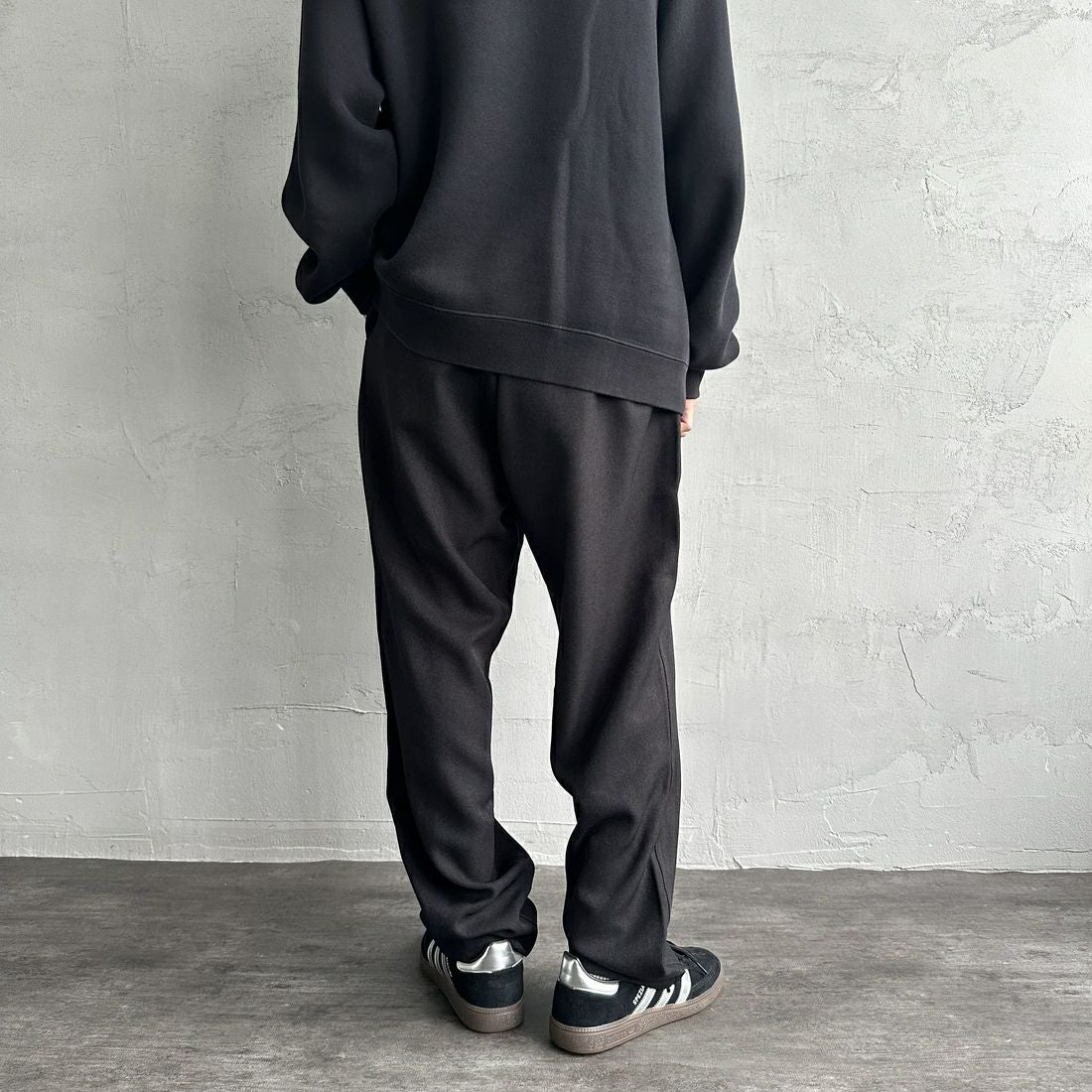 GRAMiCCi [グラミチ] 別注 ウールライク エブリデイパンツ [GUP4-F1024-JF] BLACK &&モデル身長：168cm 着用サイズ：XL&&