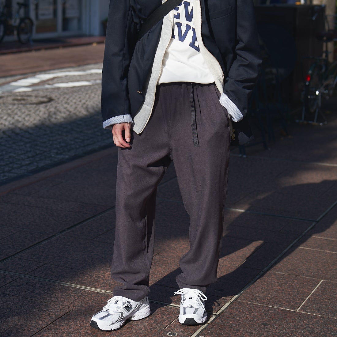 GRAMiCCi [グラミチ] 別注 ウールライク エブリデイパンツ [GUP4-F1024-JF] CHARCOAL &&モデル身長：168cm 着用サイズ：L&&