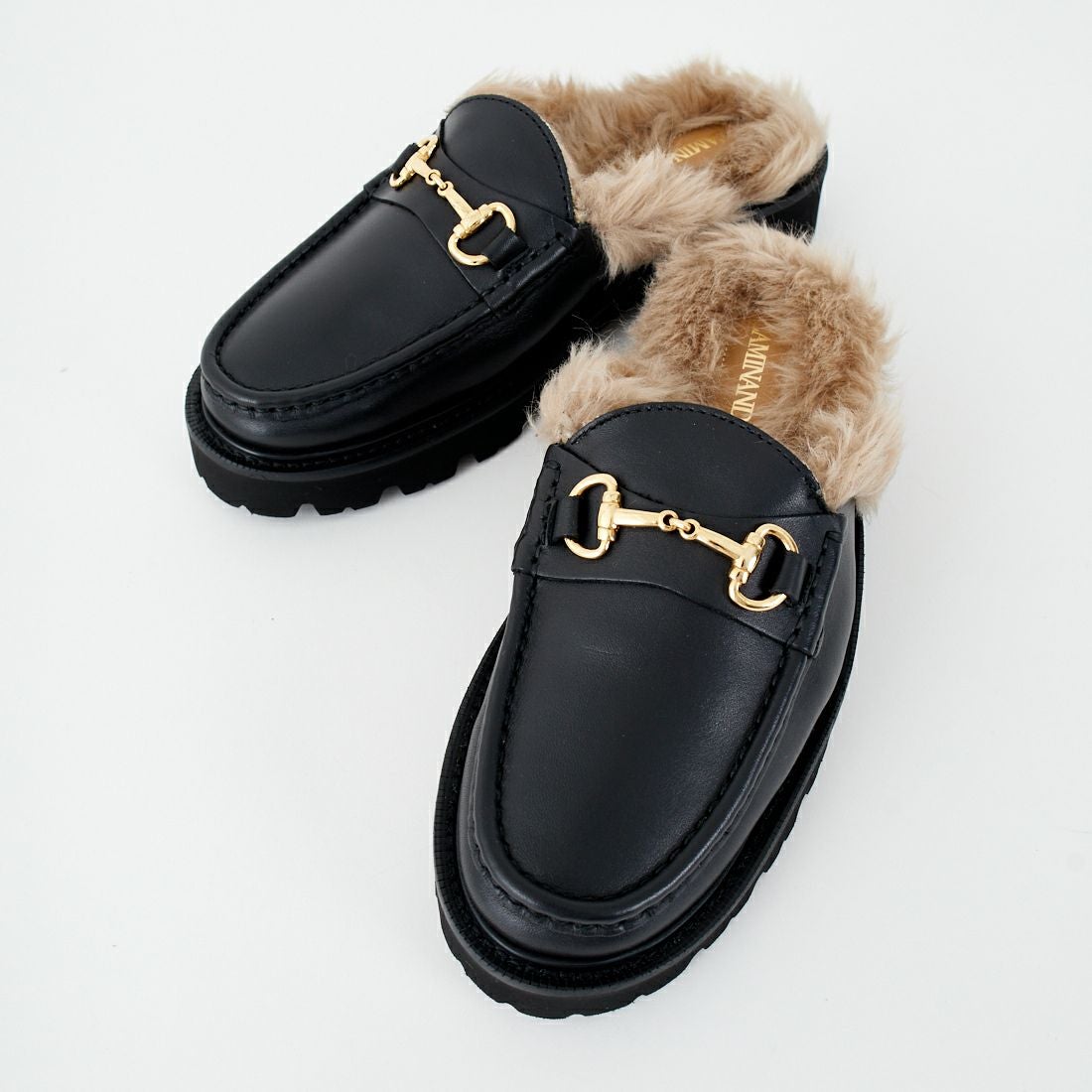 Caminando [カミナンド] ファービット付き フラットシューズ [22115W